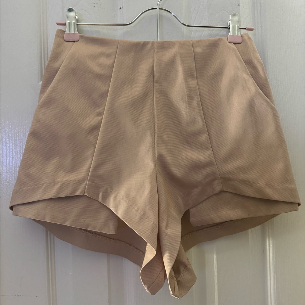 Dance & Marvel Shorts w/Pockets. Size Small